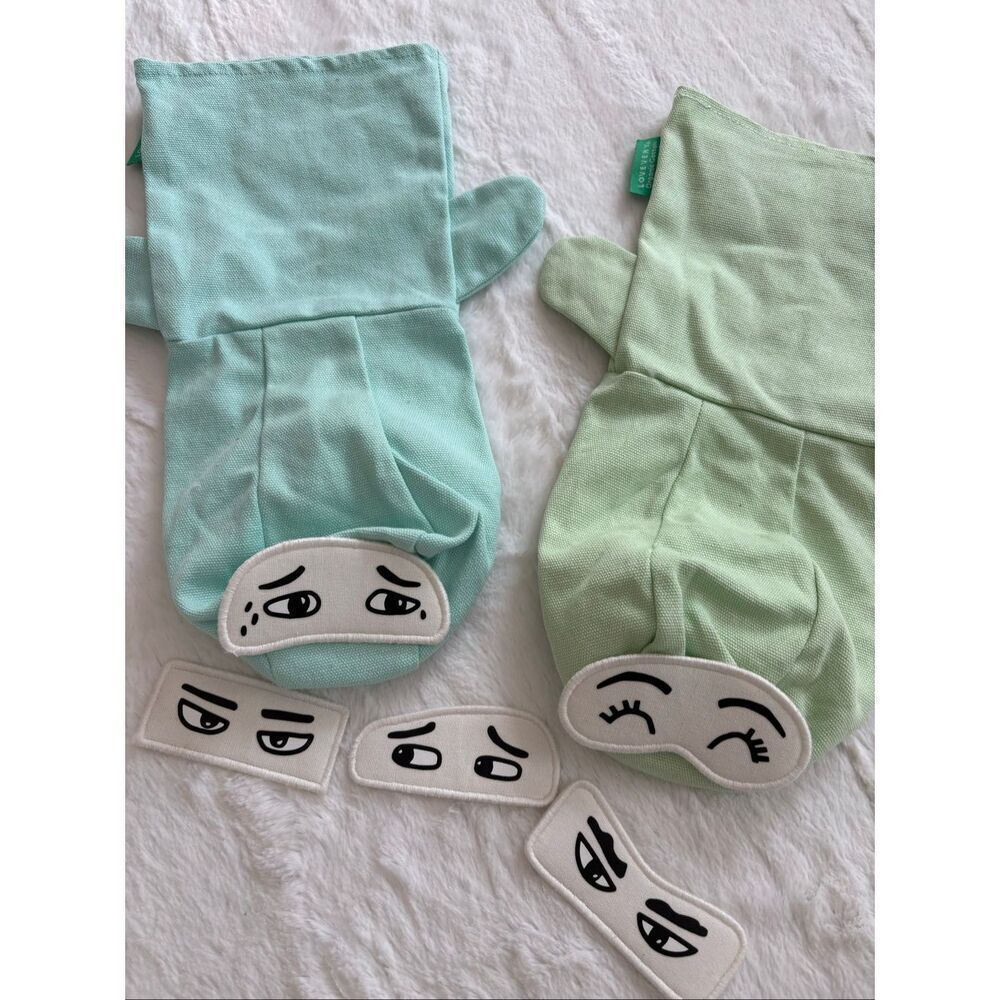 Lovevery Storytelling puppet set